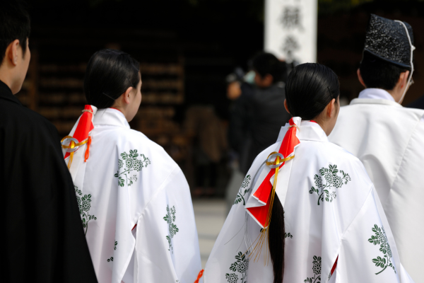 神社 神主 巫女