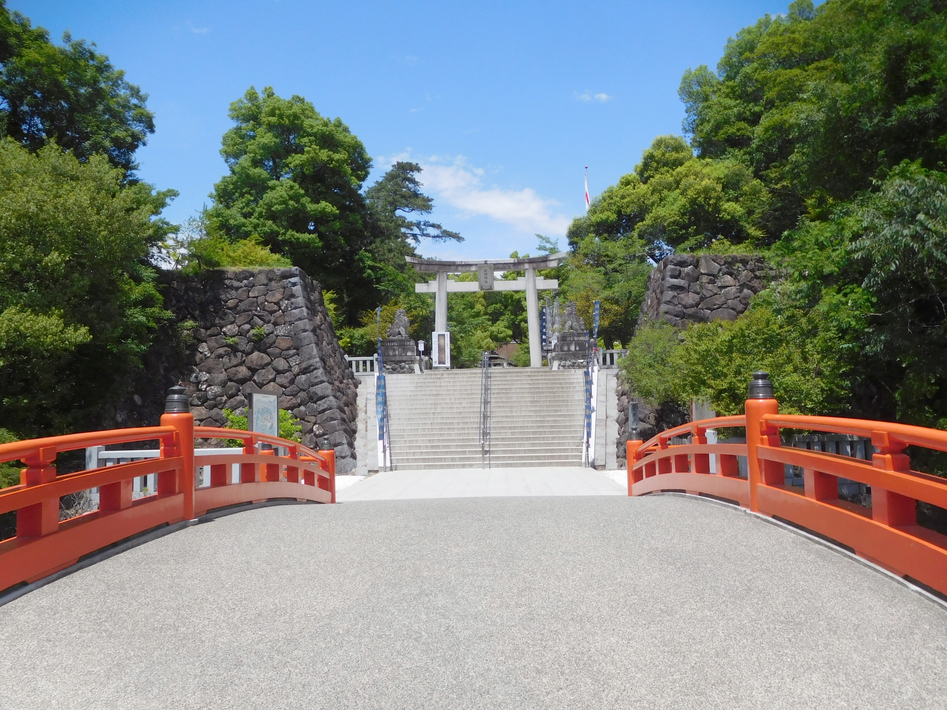 武田神社｜甲府市古府中町