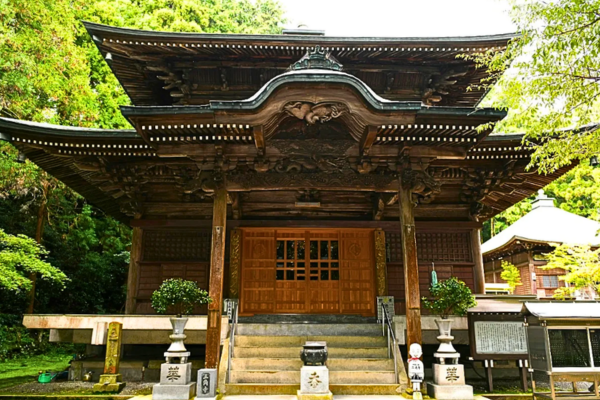 三角寺