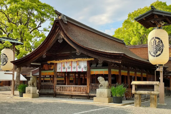 国府宮（尾張大國霊神社）