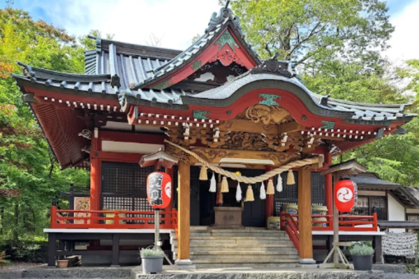 山中諏訪神社