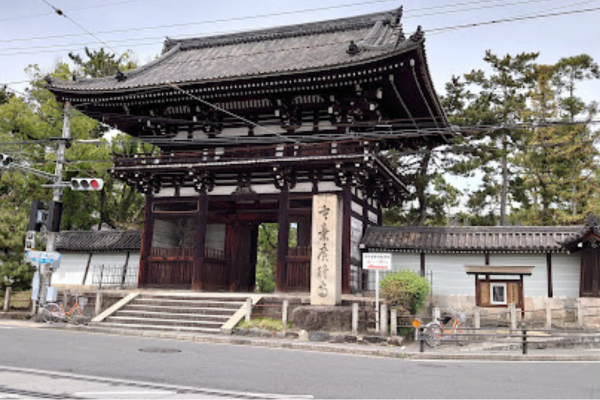 広隆寺