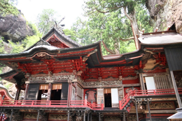 榛名神社