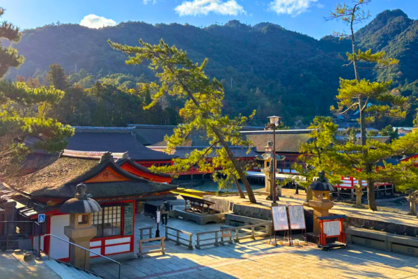豊国神社（千畳閣）