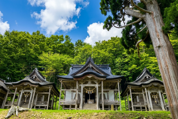 赤神神社五社堂