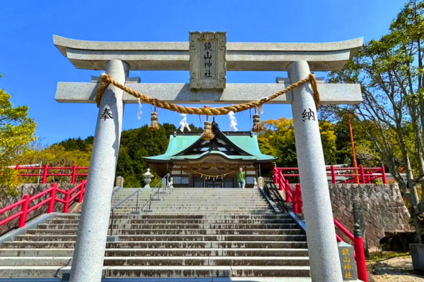 鏡山稲荷神社