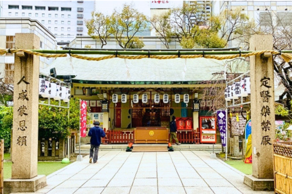 露天神社（お初天神）