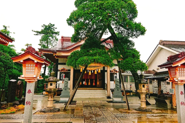 高靇神社