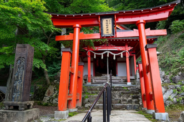 鬼嶽稲荷神社