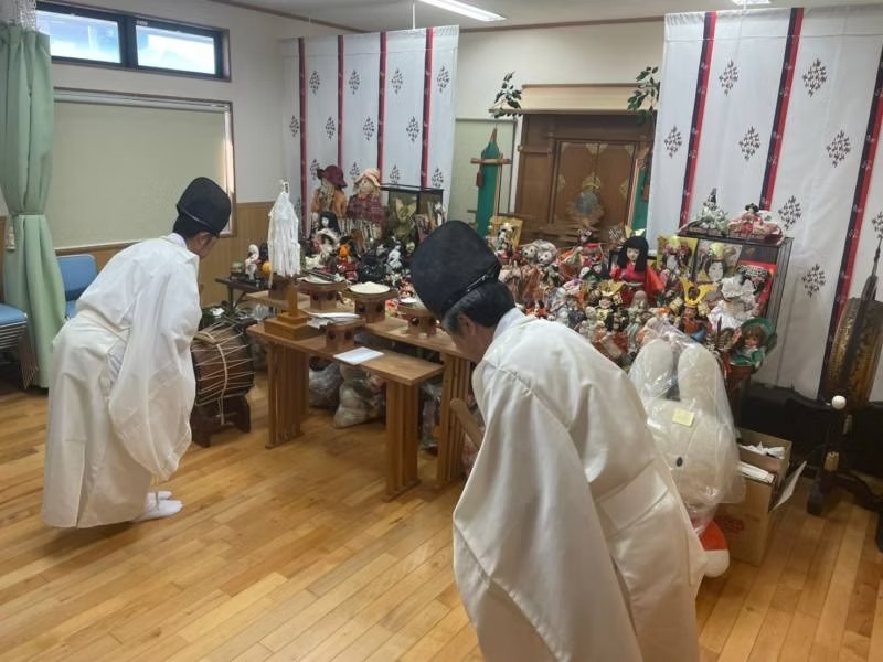柏原神社 人形感謝昇魂祭
