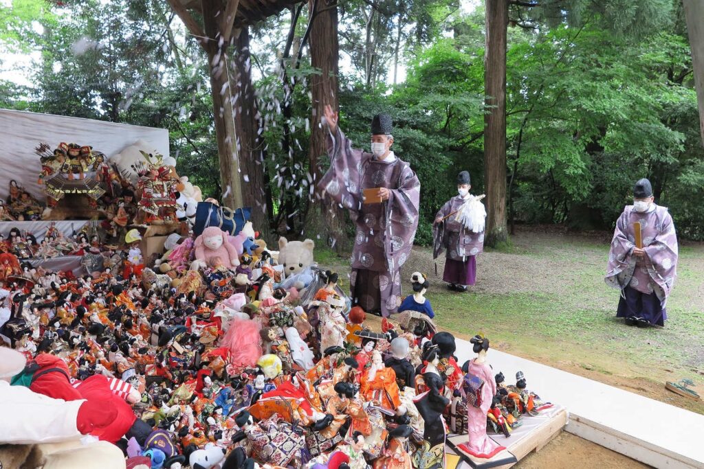 高瀬神社 人形感謝祭