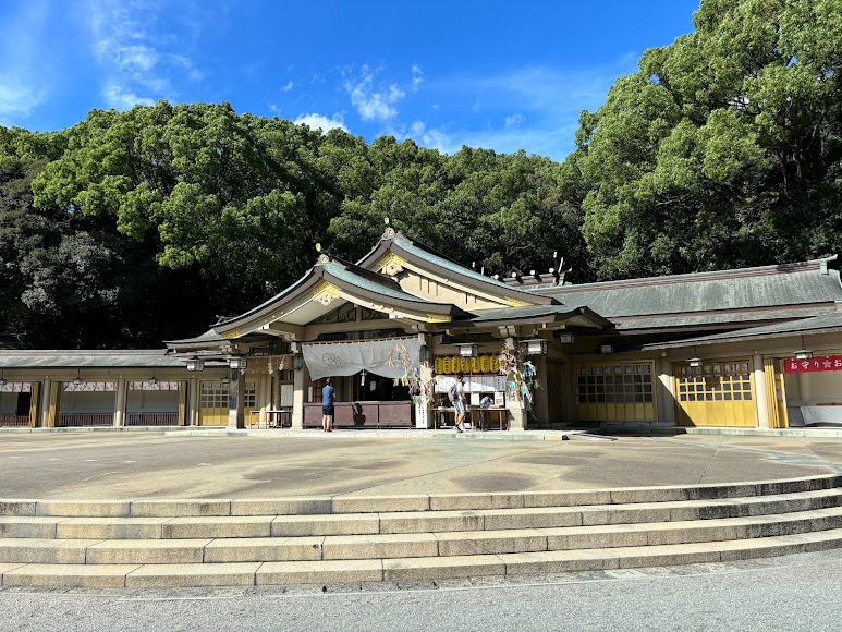 福岡縣護国神社 人形供養