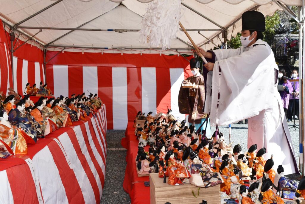 雛の里・八女ぼんぼりまつり おひなさま供養祭