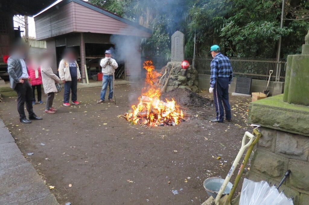 日枝神社「どんど焼き」｜横浜市神奈川区