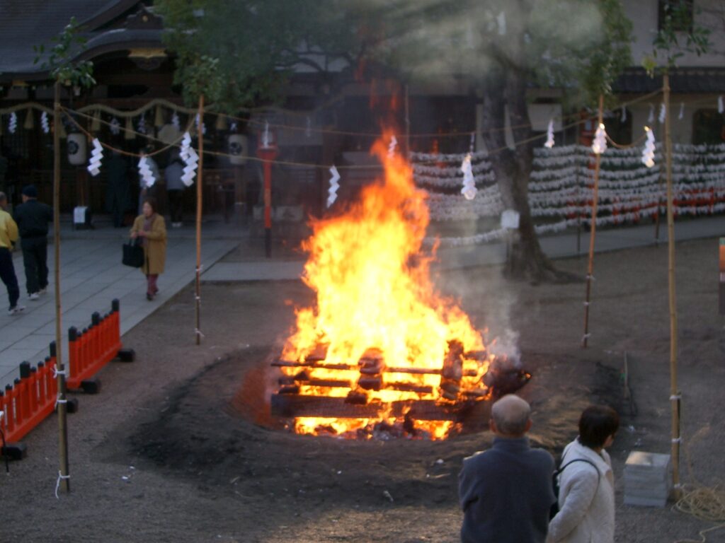 方違神社「左義長祭」｜堺市堺区