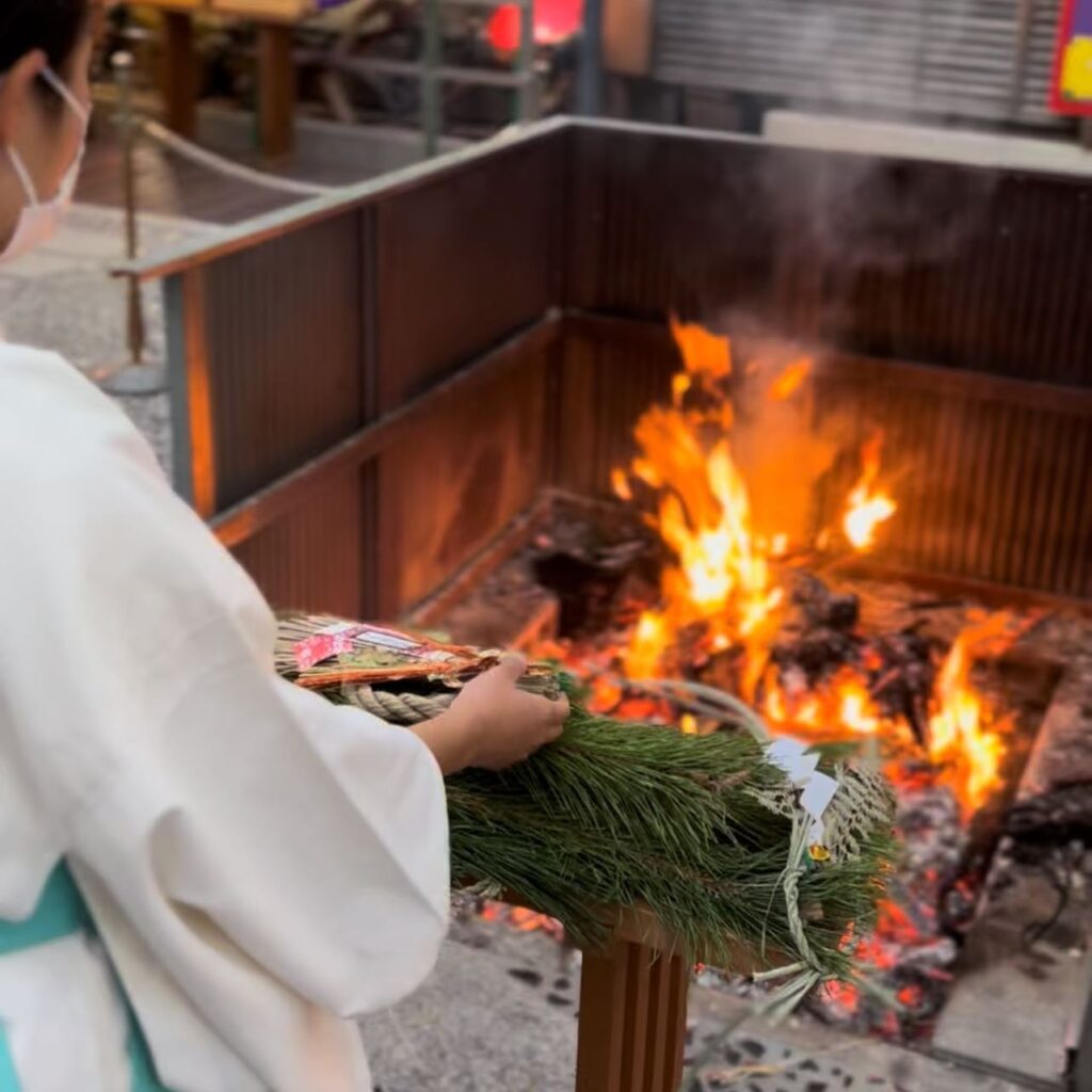 菊名神社「どんど焼き」｜横浜市港北区