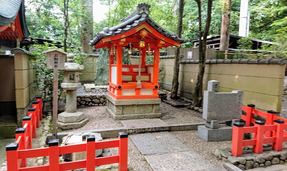 八坂神社 刃物神社