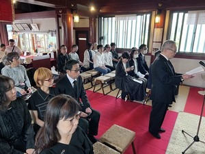 上野不忍池辯天堂「めがね供養会」|東京都台東区